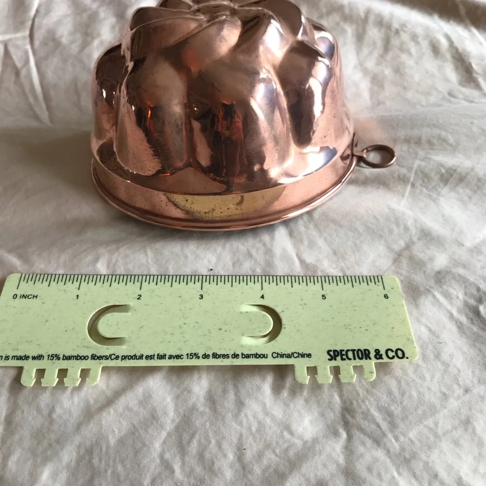 Williams-Sonoma Ruffoni Bundt Style Swirl Copper Hanging Baking Loaf Mold
